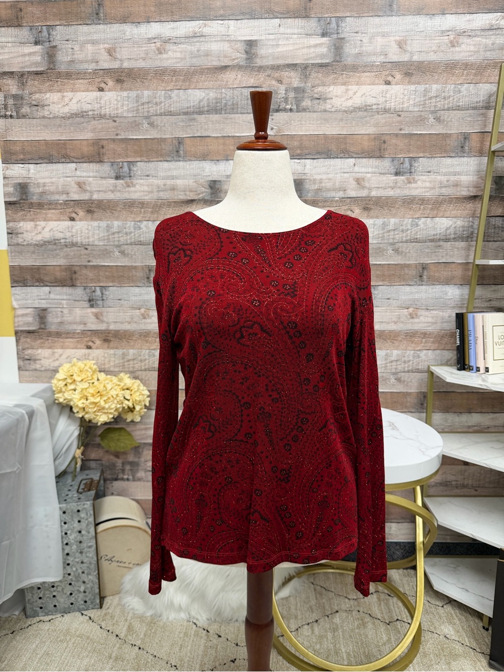 Mirasol red paisley jackquard top medium